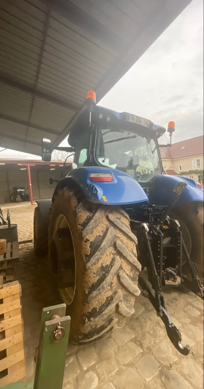 Tracteur NEW HOLLAND T7.245 - photo slide 9