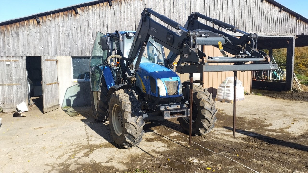 Tracteur NEW HOLLAND T5060 - photo slide 6