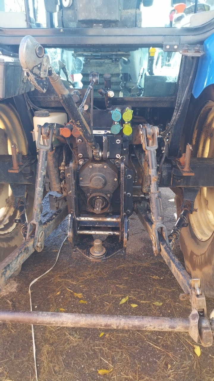 Tracteur NEW HOLLAND T5060 - photo slide 13