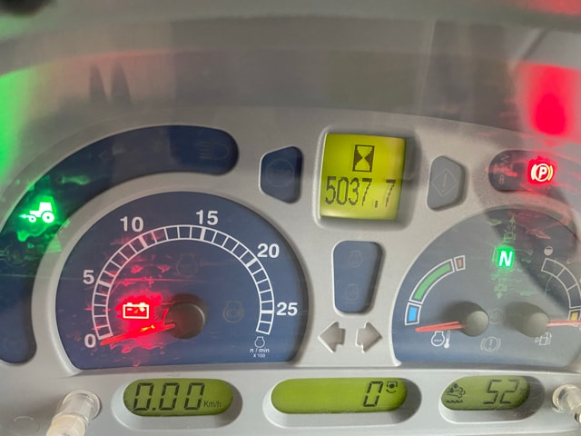 Tracteur NEW HOLLAND T7.245 AC - photo slide 10