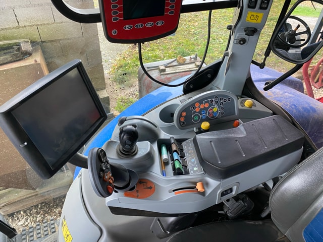 Tracteur NEW HOLLAND T7.245 AC - photo slide 12