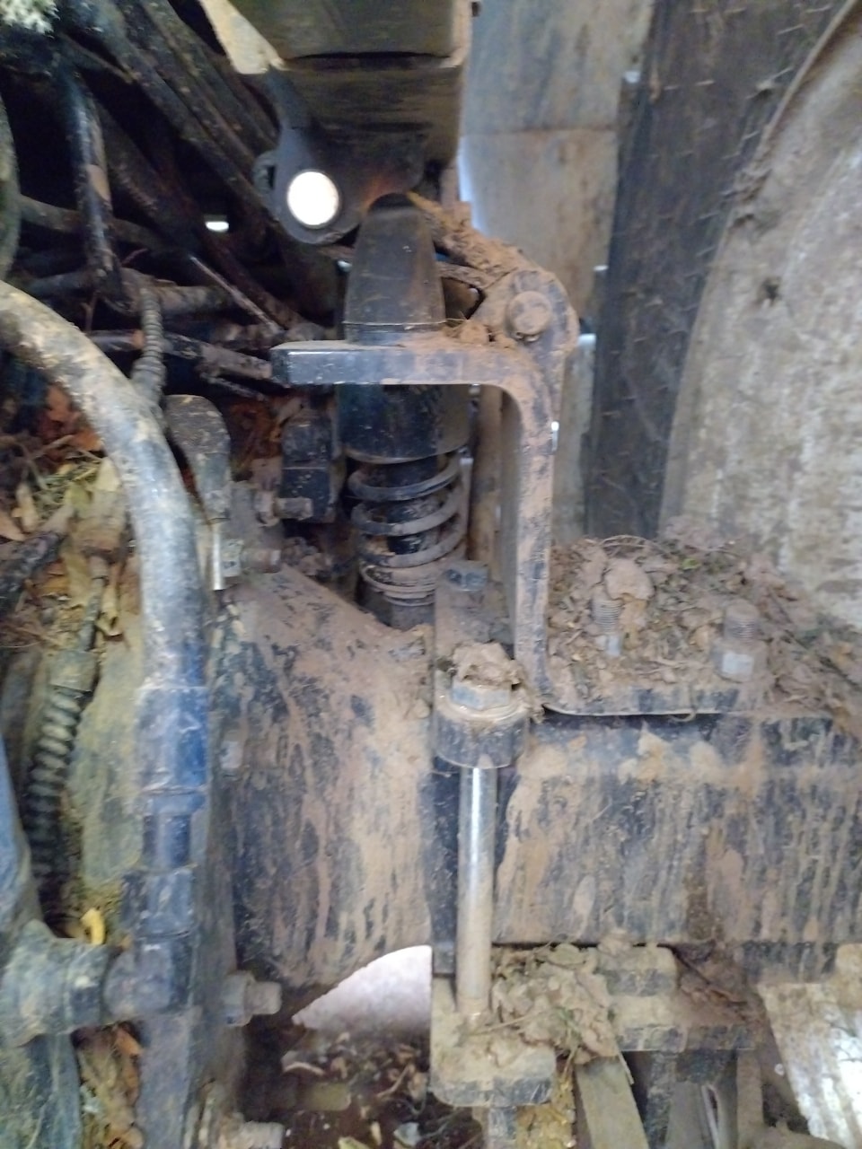 Tracteur NEW HOLLAND T6.145 DCT  - photo slide 13