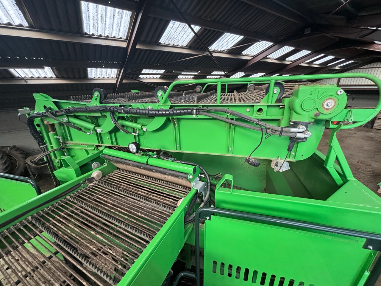 Arracheuse de pommes de terre AVR 9200 - photo slide 6