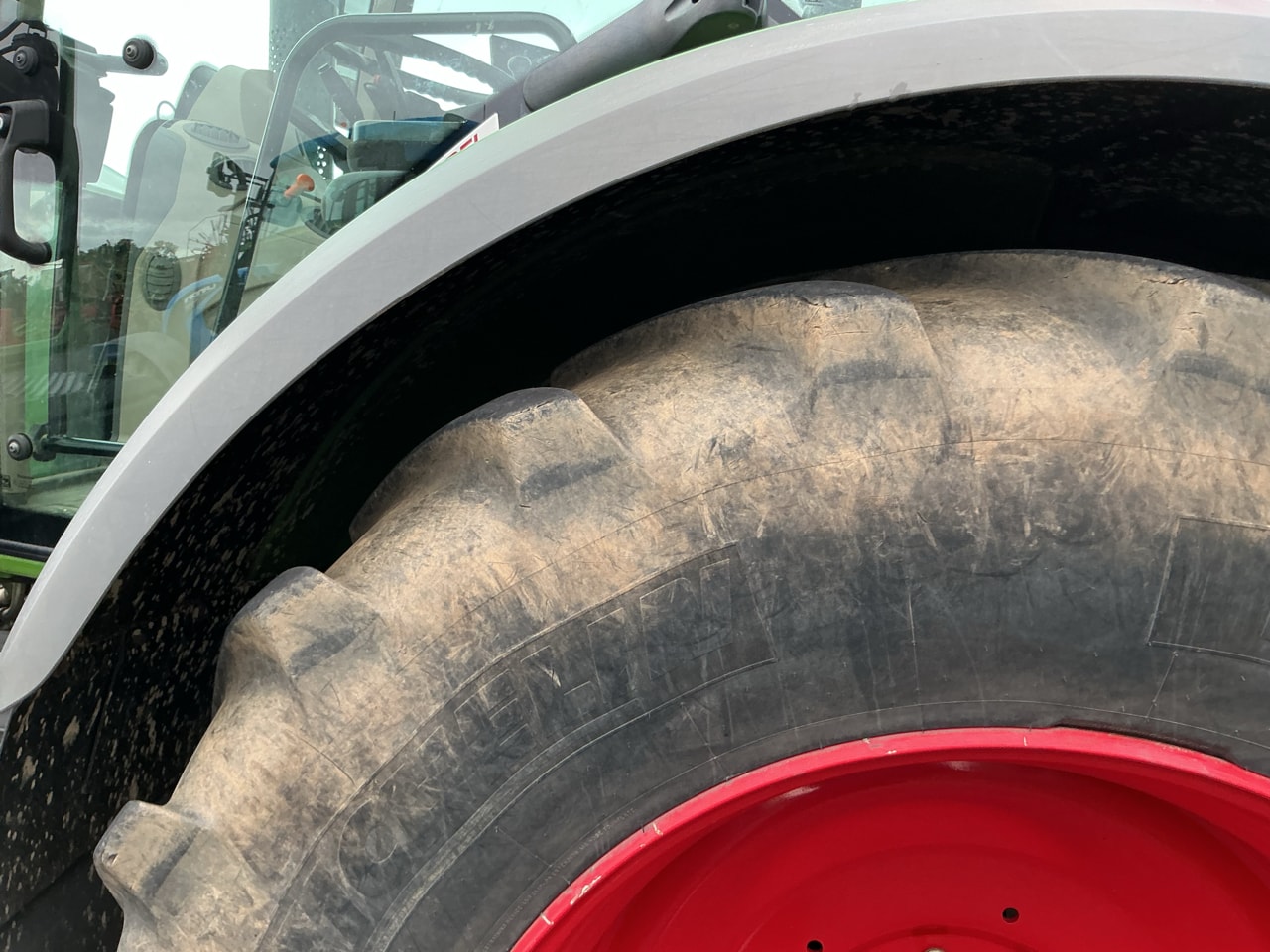 Tracteur FENDT 714 VARIO PROFI - photo slide 5
