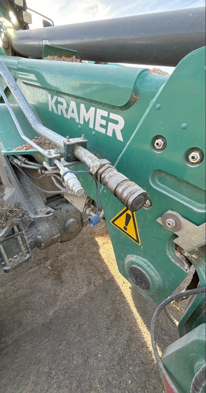 Telescopique KRAMER KL55.8T - photo slide 10