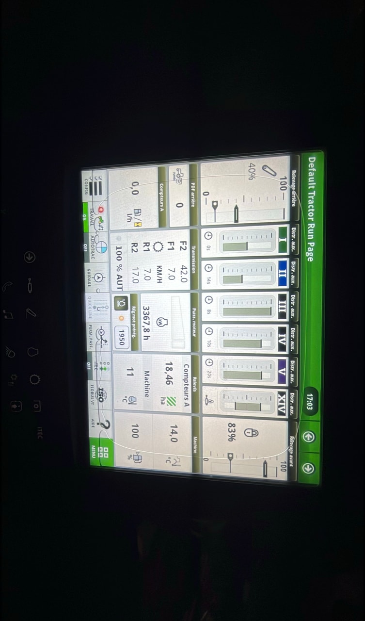 Tracteur JOHN DEERE 8320R - photo slide 9