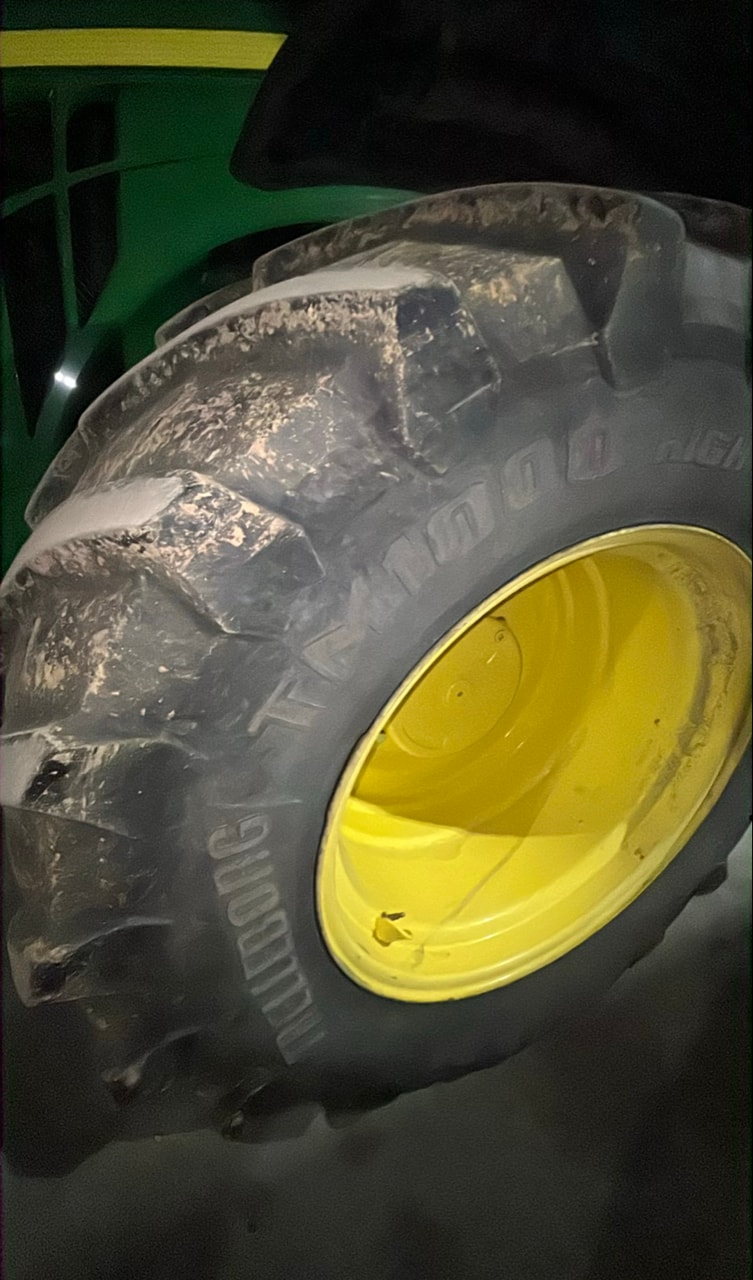 Tracteur JOHN DEERE 8320R - photo slide 5