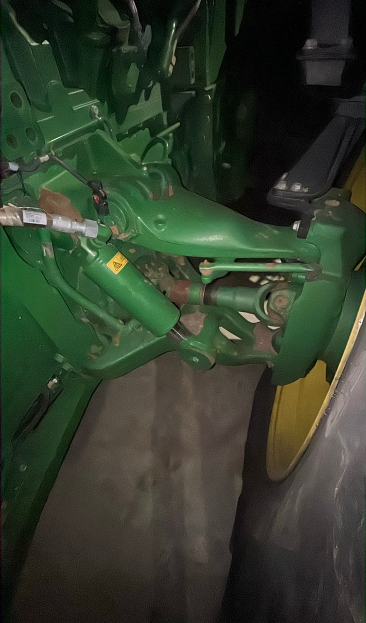 Tracteur JOHN DEERE 8320R - photo slide 7