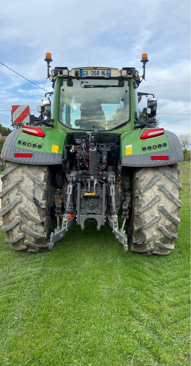 Tracteur FENDT 726 power+ - photo slide 7