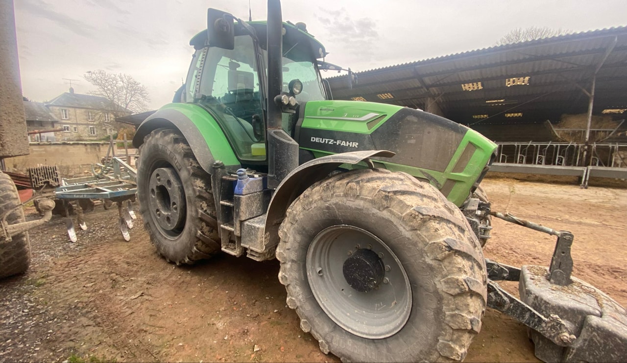 Tracteur DEUTZ FAHR 7230 AGROTRON TTV - photo slide 2