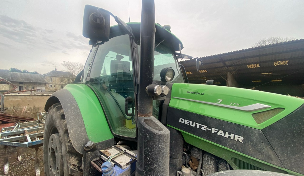 Tracteur DEUTZ FAHR 7230 AGROTRON TTV - photo slide 16