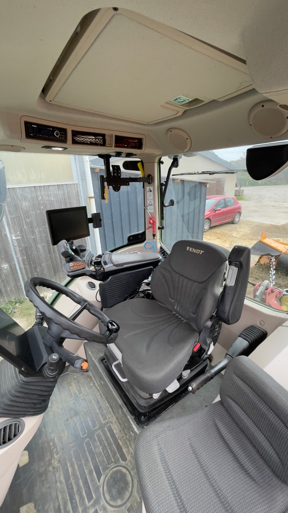 Tracteur chargeur FENDT 314  - photo slide 16