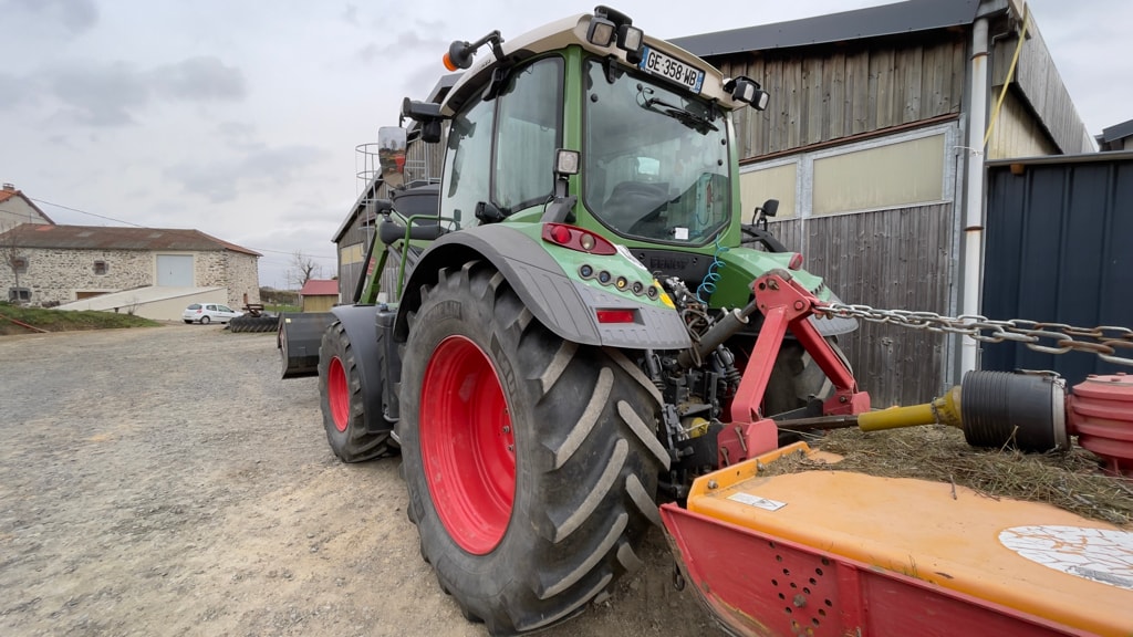 Tracteur chargeur FENDT 314  - photo slide 4