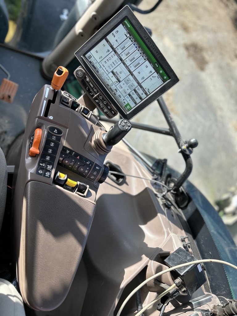 Tracteur JOHN DEERE 6195R - photo slide 3