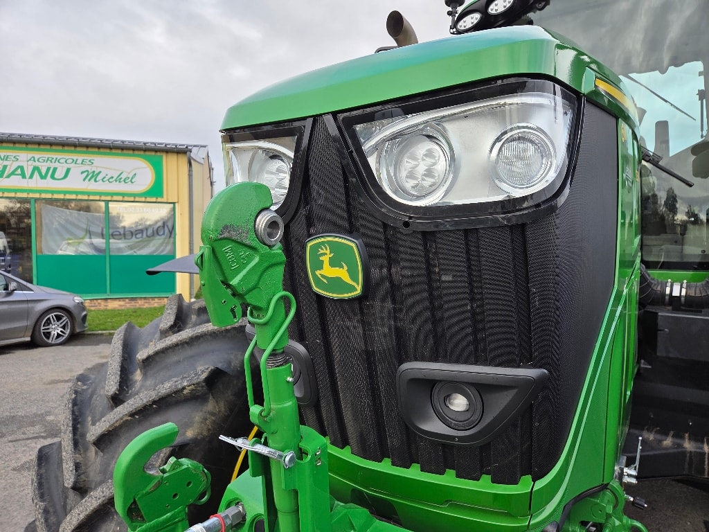Tracteur JOHN DEERE 6M250 - photo slide 13