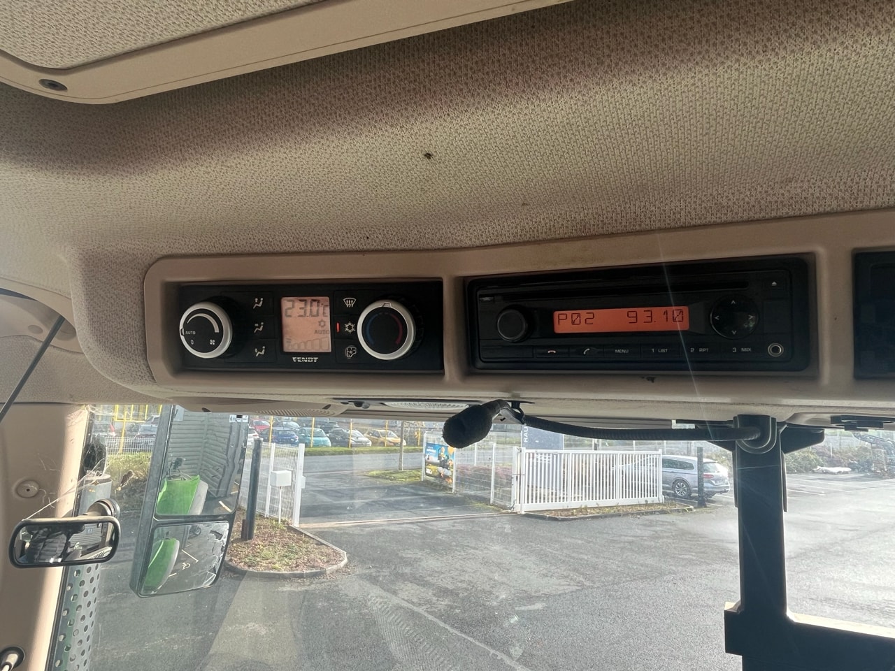 Tracteur FENDT 718 VARIO PROFI + - photo slide 5