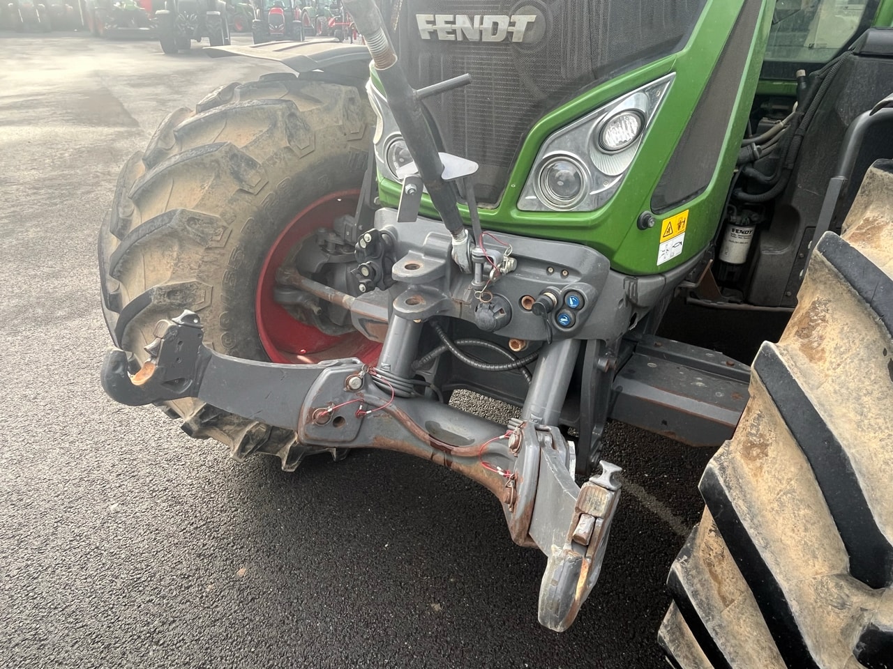 Tracteur FENDT 718 VARIO PROFI + - photo slide 8