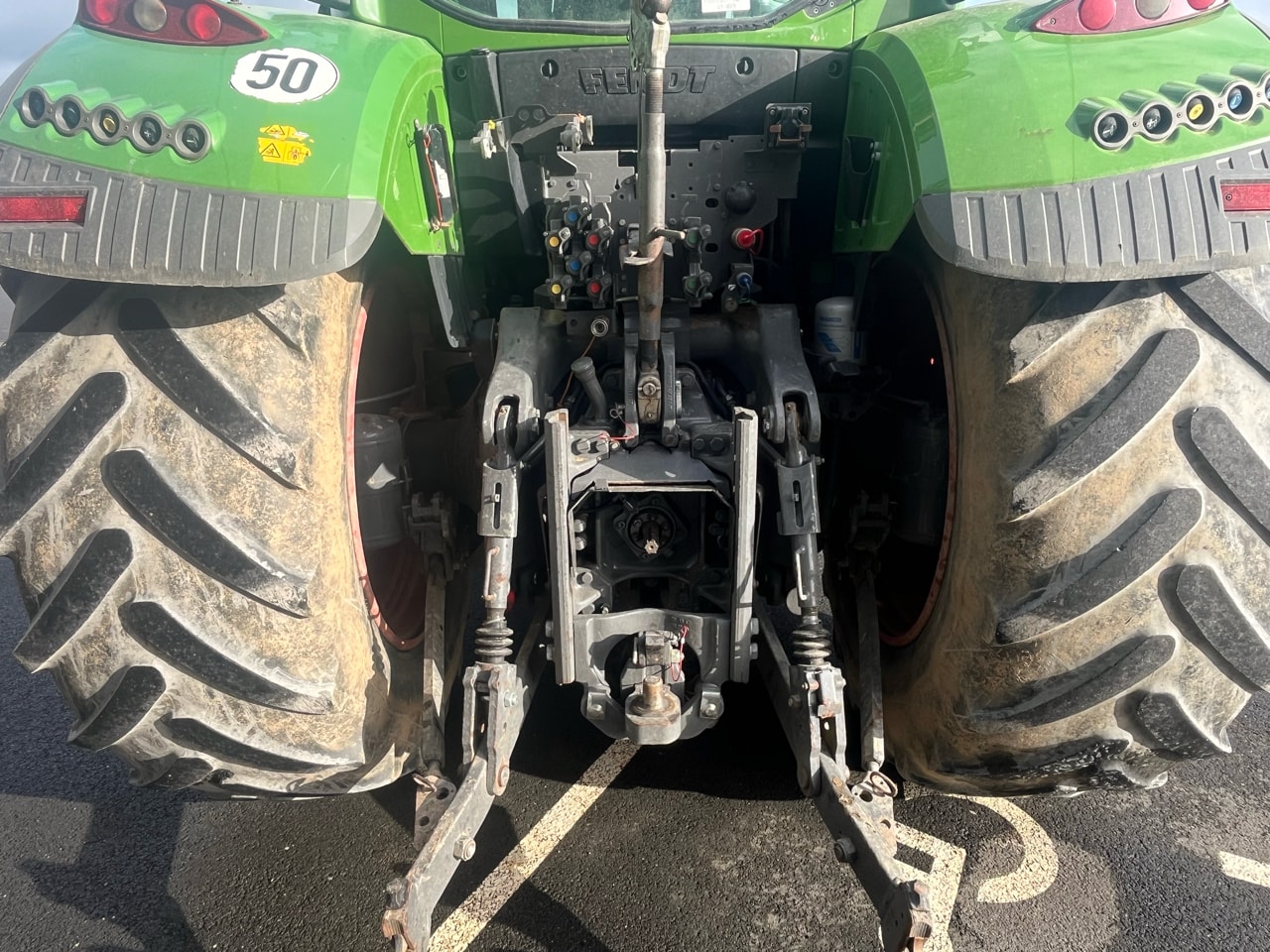 Tracteur FENDT 718 VARIO PROFI + - photo slide 9