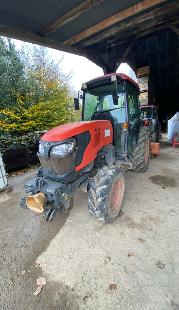 Tracteur KUBOTA M5091 - photo slide 1