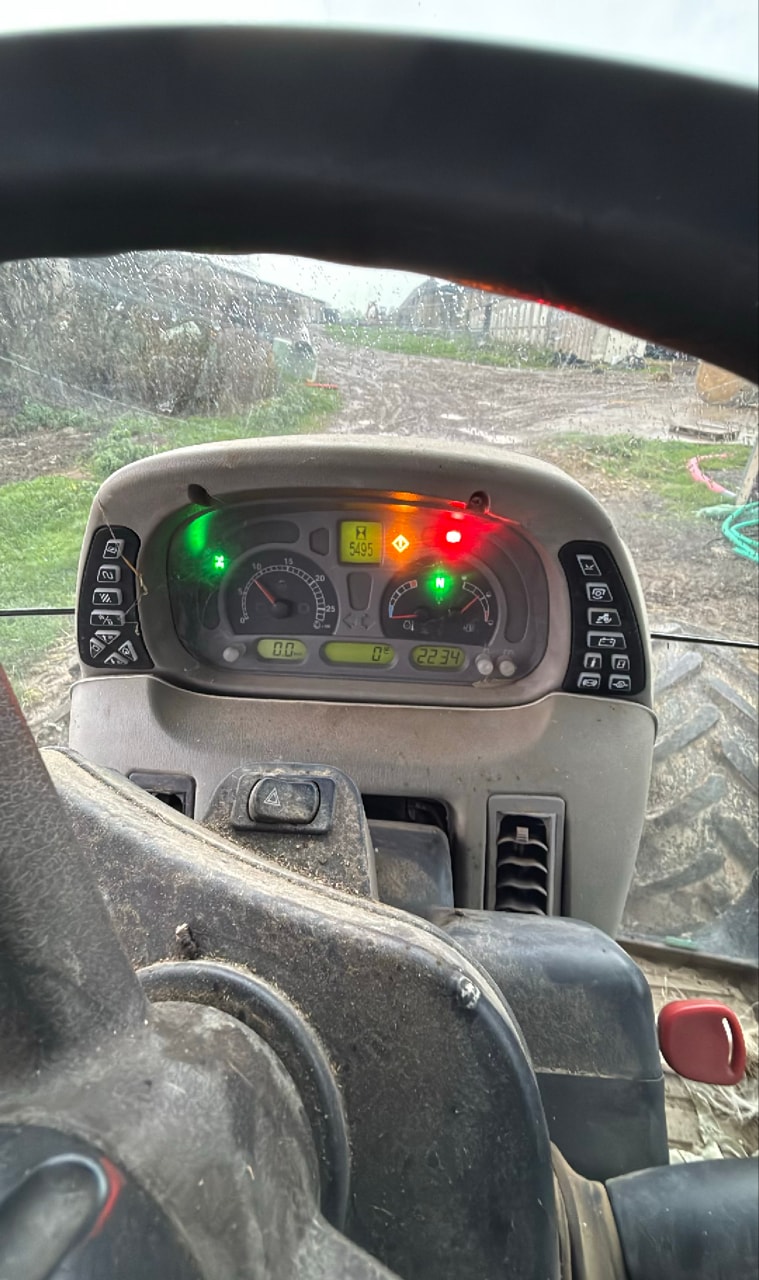 Tracteur CASE IH MAXXUM 110 - photo slide 15