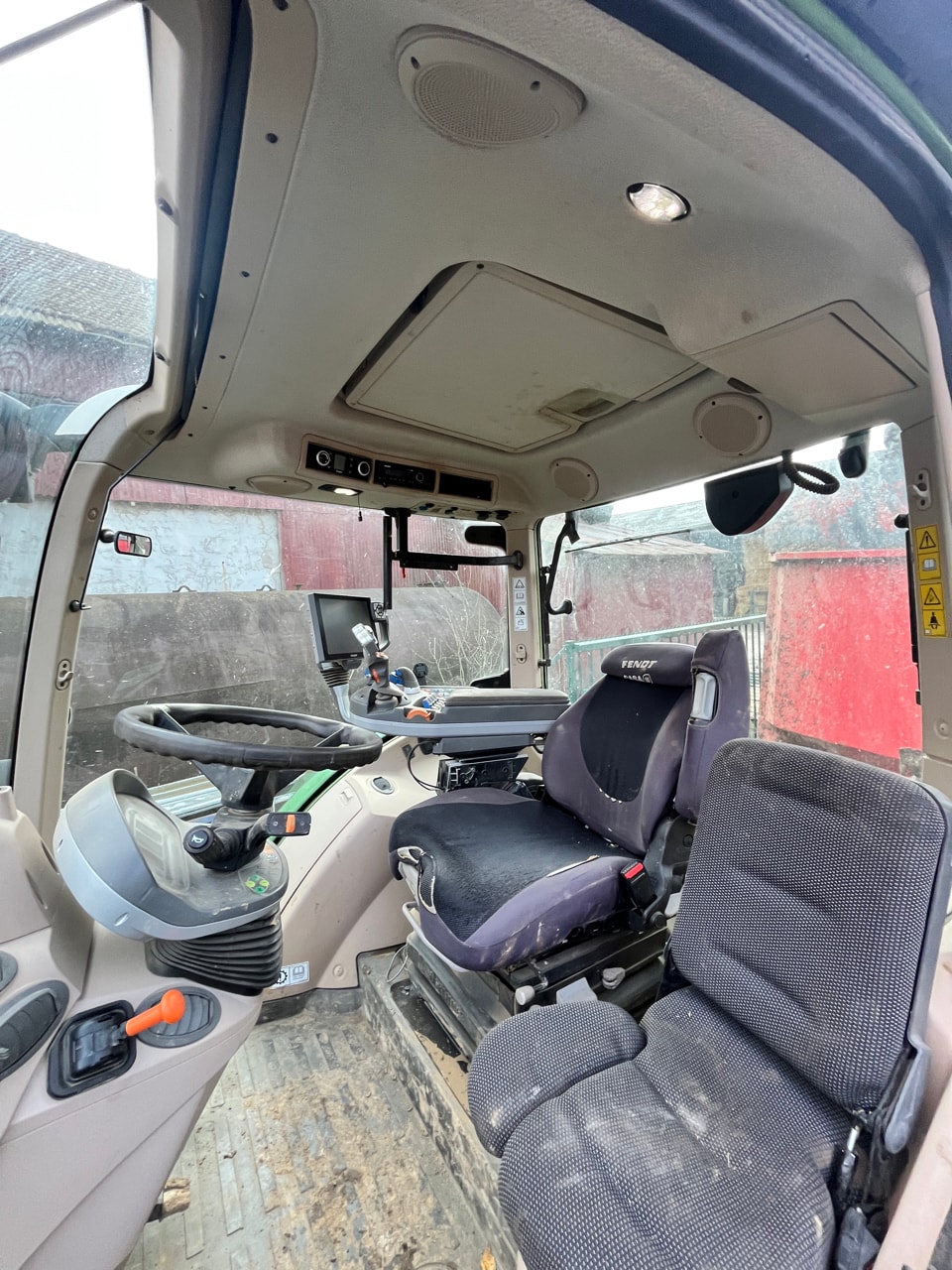 Tracteur FENDT 720 S4 PROFI+ - photo slide 11