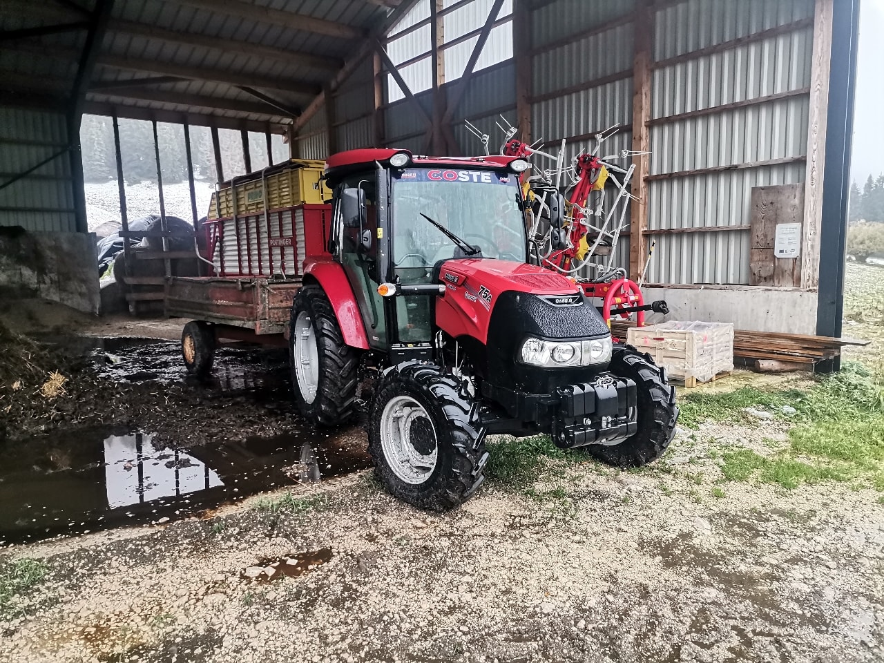 Tracteur CASE IH FARMALL 75A - photo slide 2