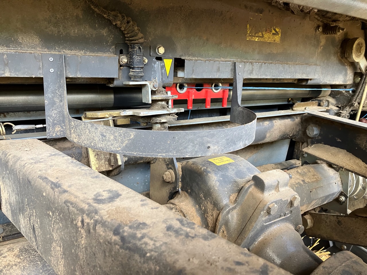 Presse balles rondes CLAAS VARIANT 360 RF - photo slide 17