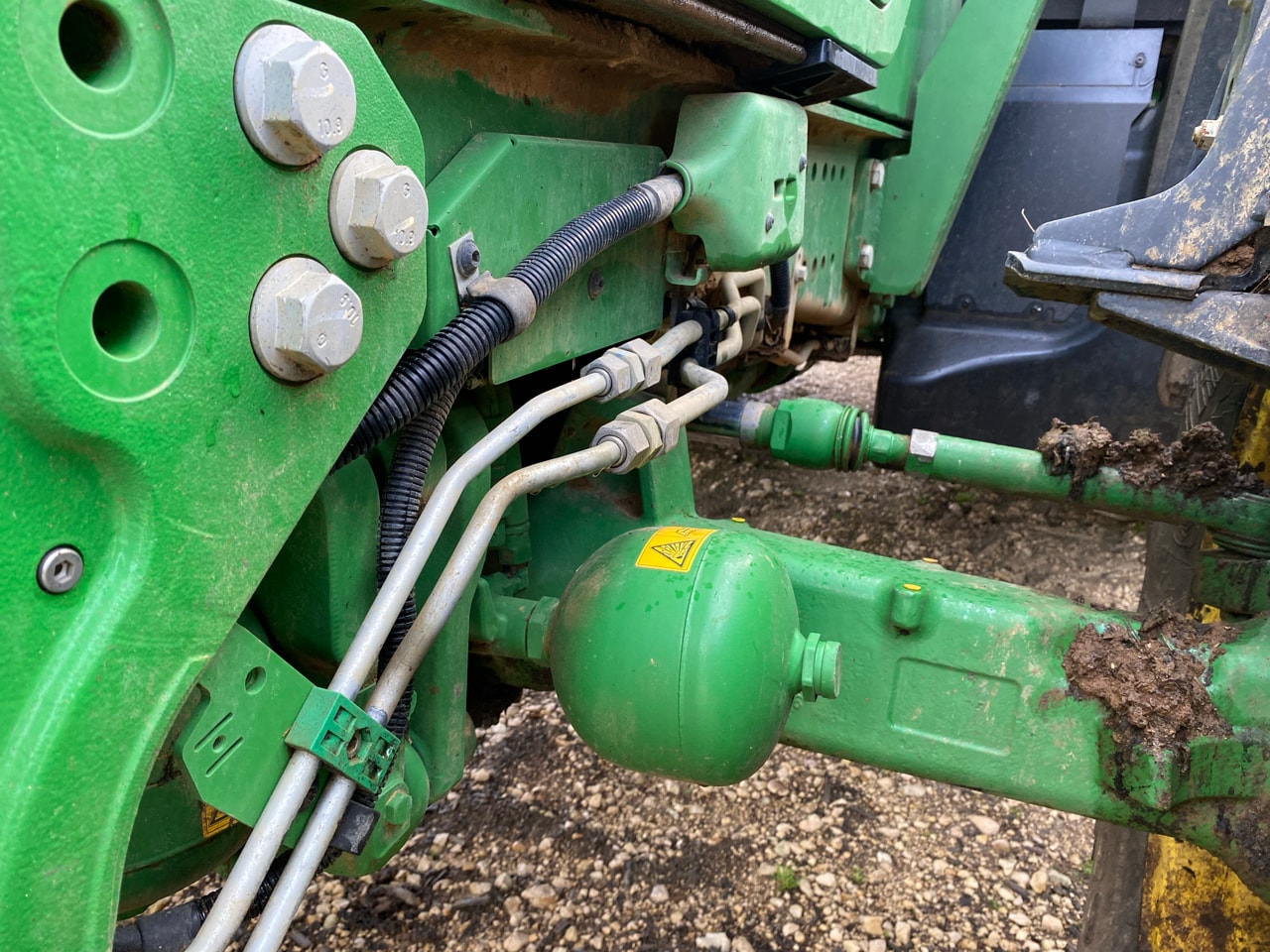 Tracteur JOHN DEERE 6155R - photo slide 9