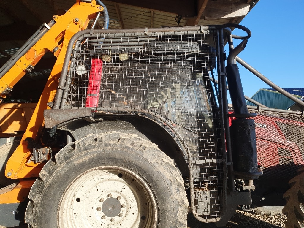 Tracteur VALTRA N123 - photo slide 20