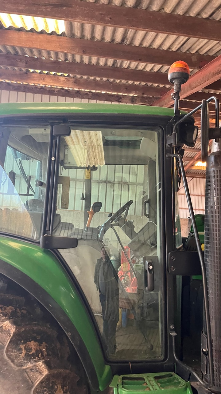 Tracteur JOHN DEERE 6110M - photo slide 15