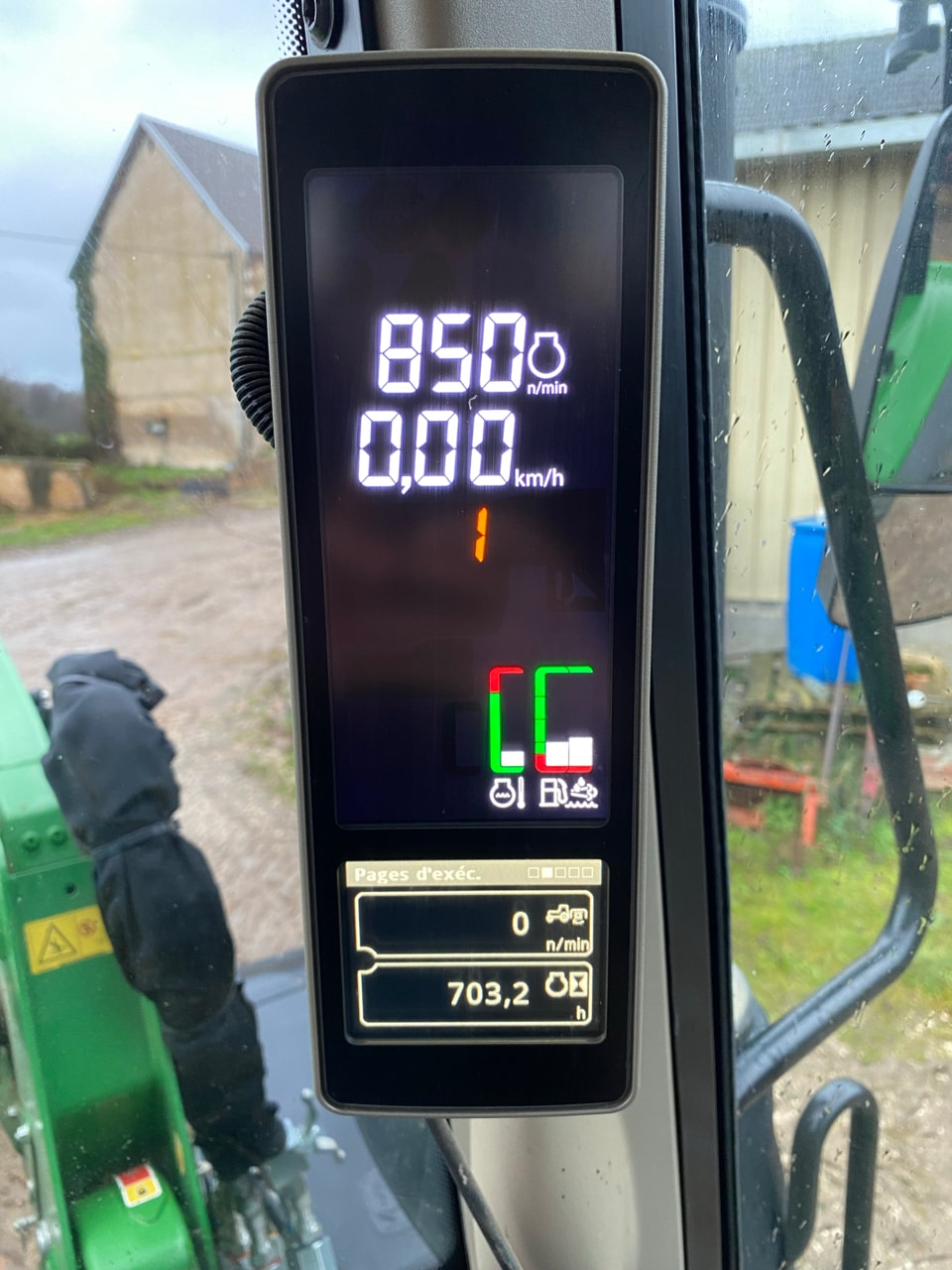 Tracteur chargeur JOHN DEERE 6130M - photo slide 8