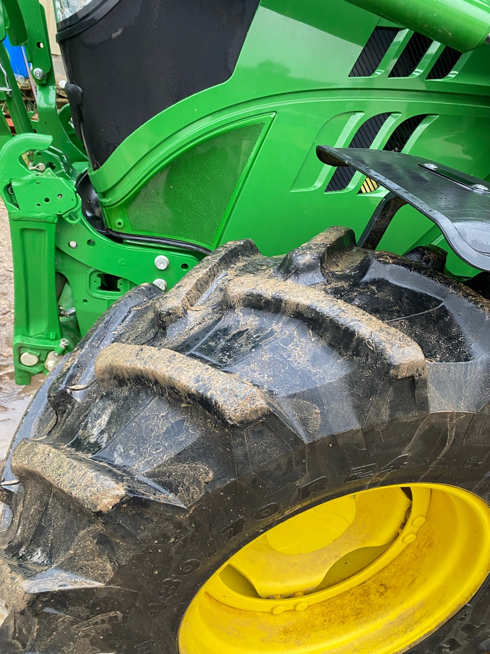 Tracteur chargeur JOHN DEERE 6130M - photo slide 6