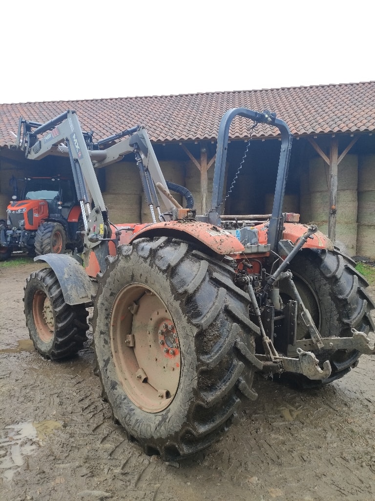 Tracteur chargeur KUBOTA M8560 DTH - photo slide 8