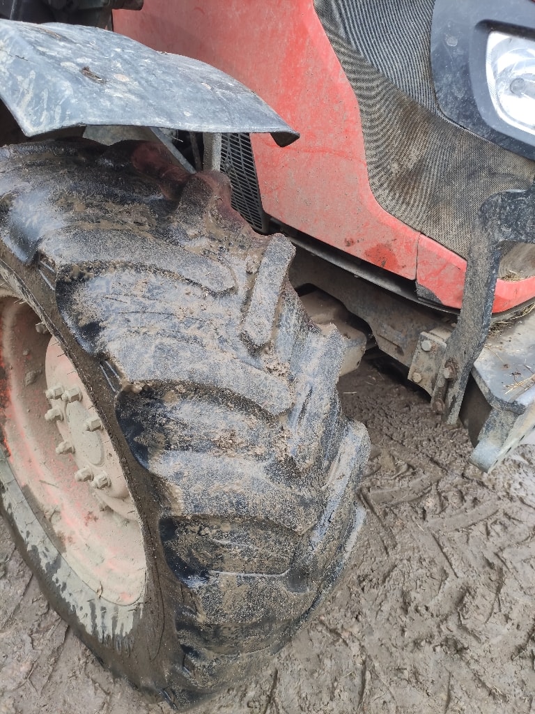 Tracteur chargeur KUBOTA M8560 DTH - photo slide 16