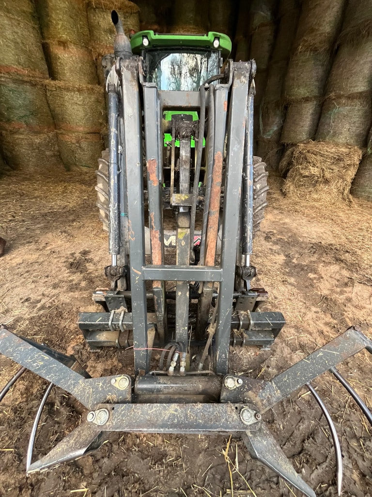 Tracteur chargeur DEUTZ FAHR 5115 - photo slide 22