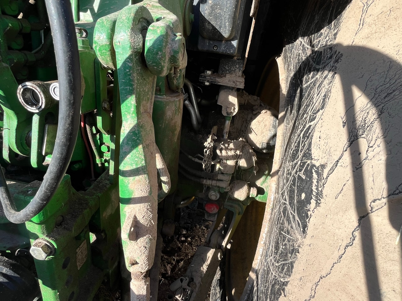 Tracteur JOHN DEERE 6155R - photo slide 15