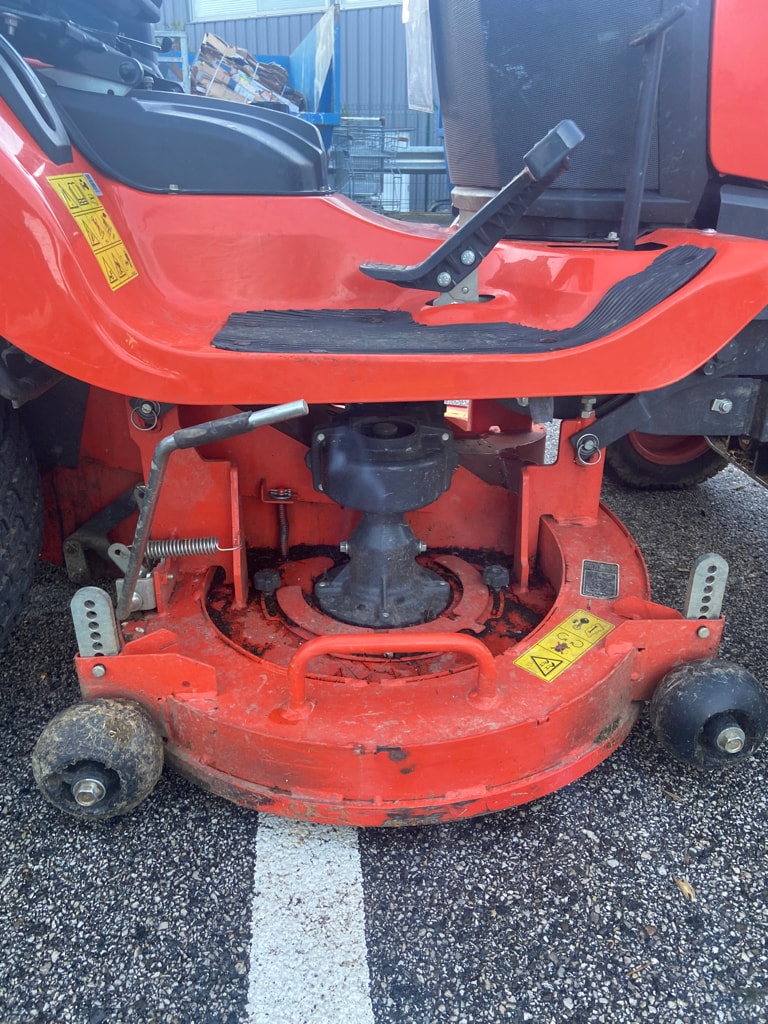 Tondeuse autoportee KUBOTA Gr231 - photo slide 11
