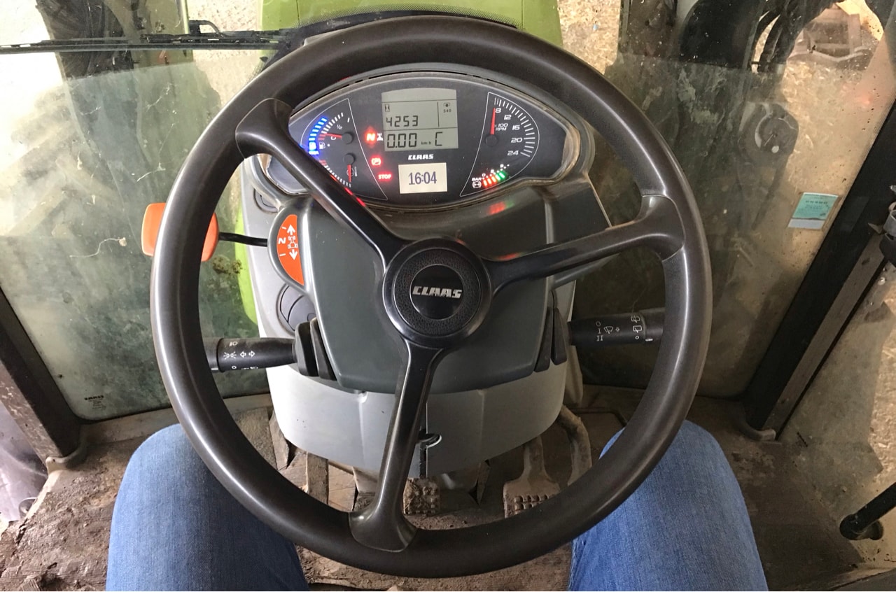 Tracteur chargeur CLAAS ARION 410 TOIT BAS - photo slide 26