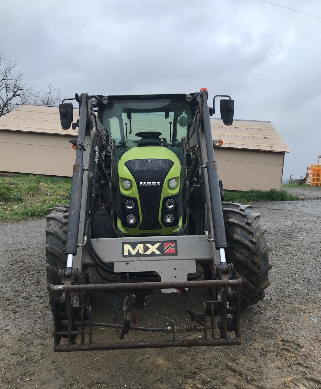 Tracteur chargeur CLAAS ARION 410 TOIT BAS - photo slide 16
