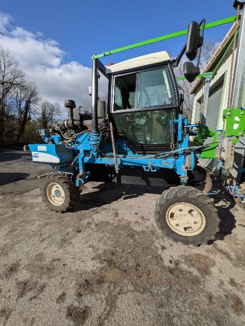 Tracteur enjambeur BOBARD 1070 - photo slide 3
