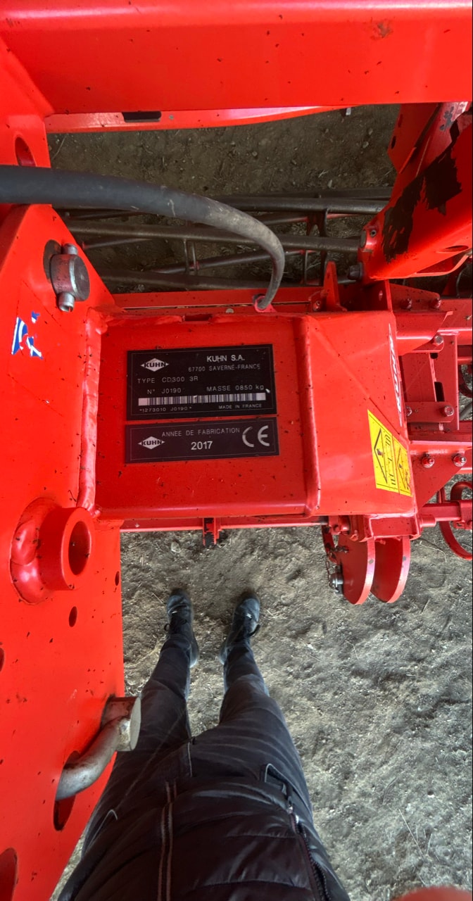 Vibroculteur KUHN CD 300 - photo slide 6