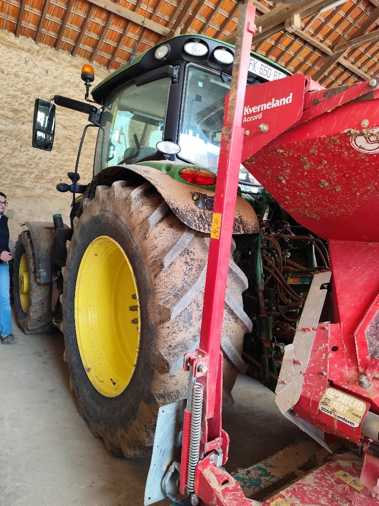Tracteur JOHN DEERE 6155R - photo slide 6