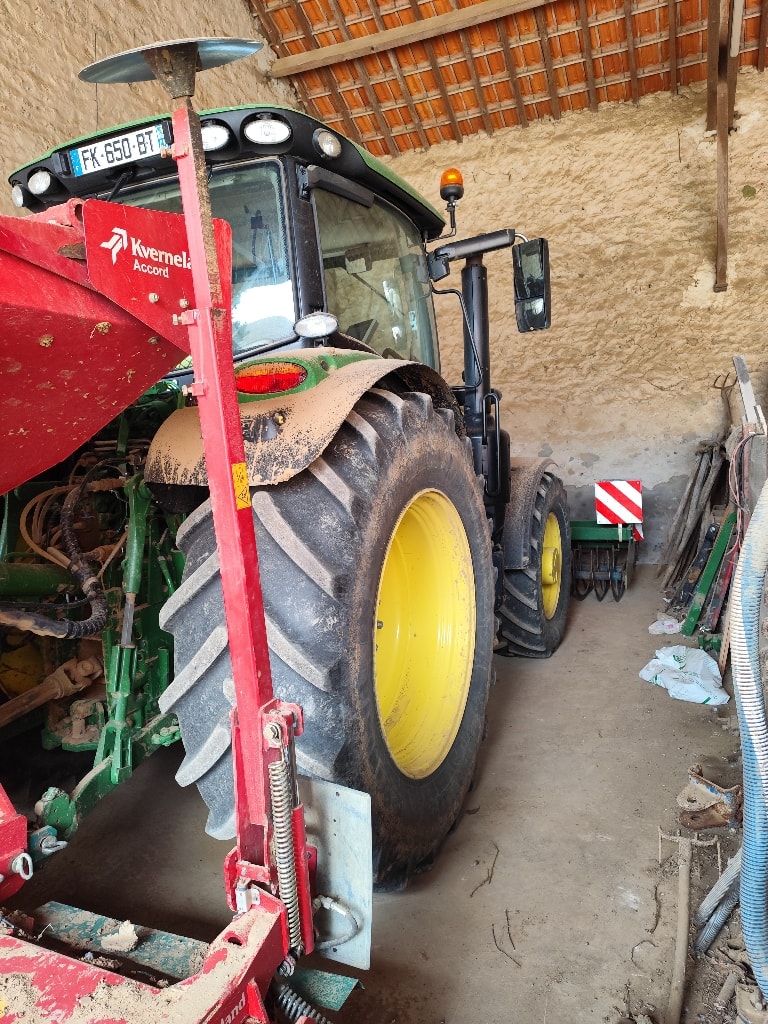 Tracteur JOHN DEERE 6155R - photo slide 7