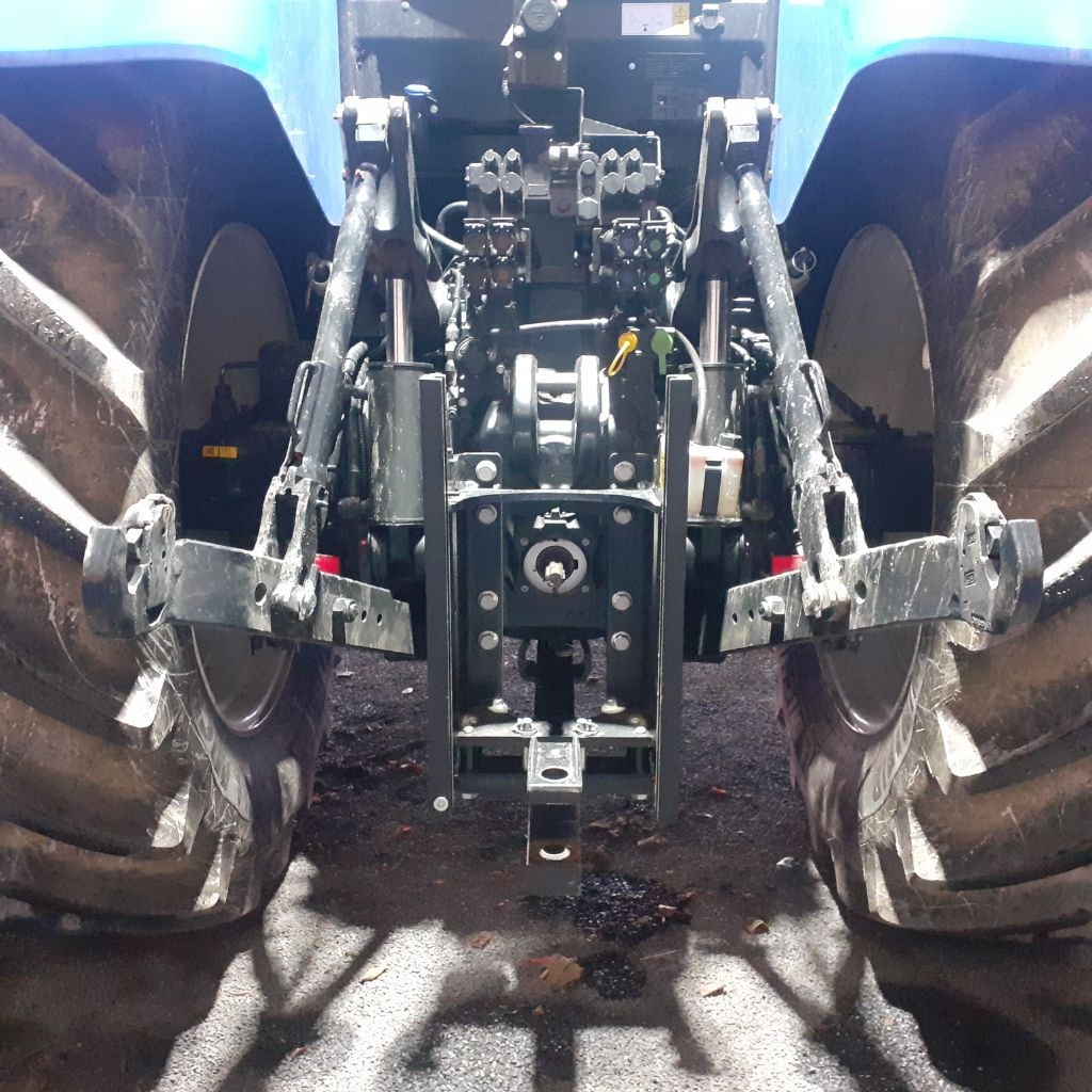 Tracteur NEW HOLLAND T7.195s - photo slide 5