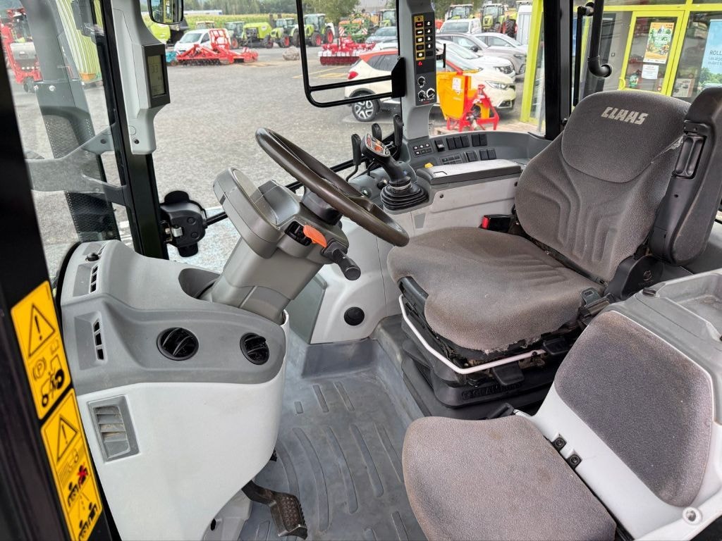 Tracteur CLAAS ARION 430 - photo slide 17