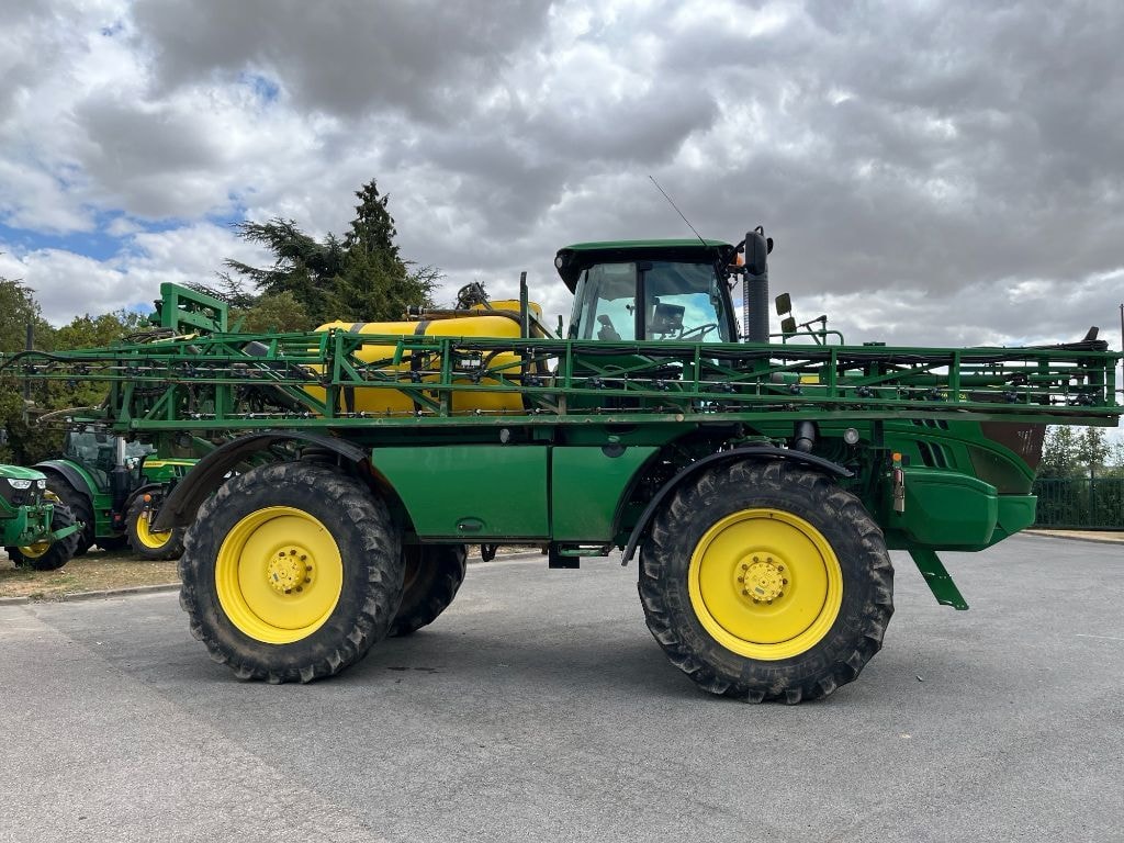Pulverisateur automoteur JOHN DEERE R4040i - photo slide 5