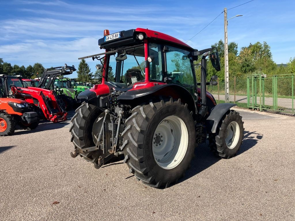 Tracteur VALTRA A95 - photo slide 8