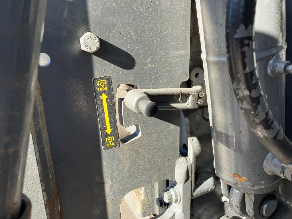 Tracteur VALTRA A95 - photo slide 41