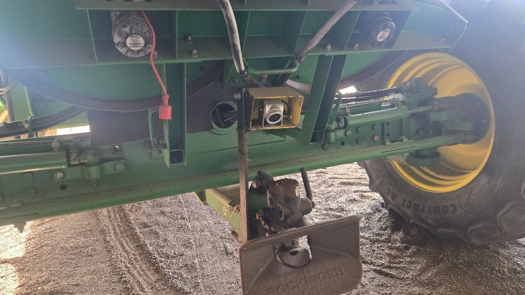 Moissonneuse JOHN DEERE T660 HM 4RM - photo slide 28