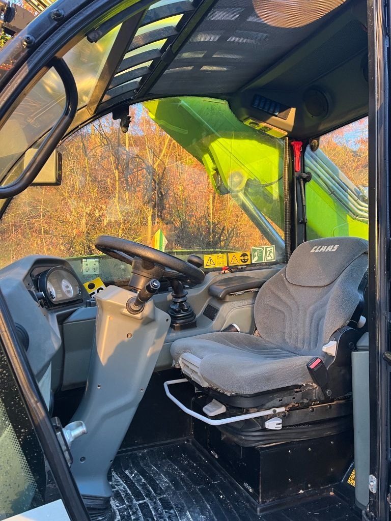 Telescopique CLAAS 1033 - photo slide 9